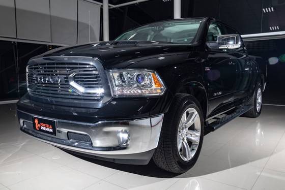 RAM CLASSIC 5.7 V8 GASOLINA LARAMIE CD 4X4 AUTOMÁTICO
